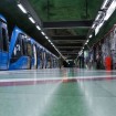 Osvetlenie metro stanice slim lineárnym svietidlom